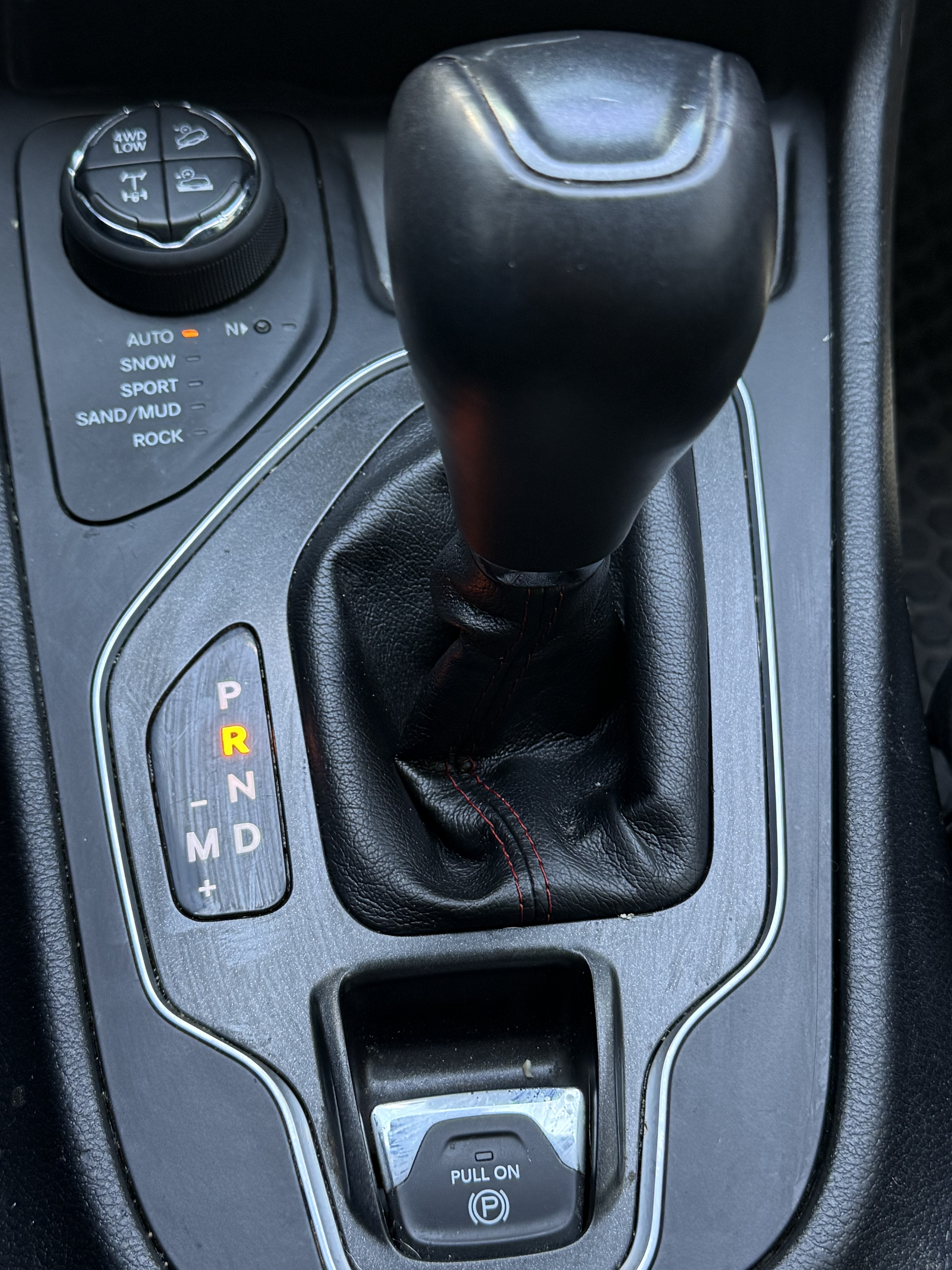 2019 Jeep Cherokee Trailhawk - Photo 12