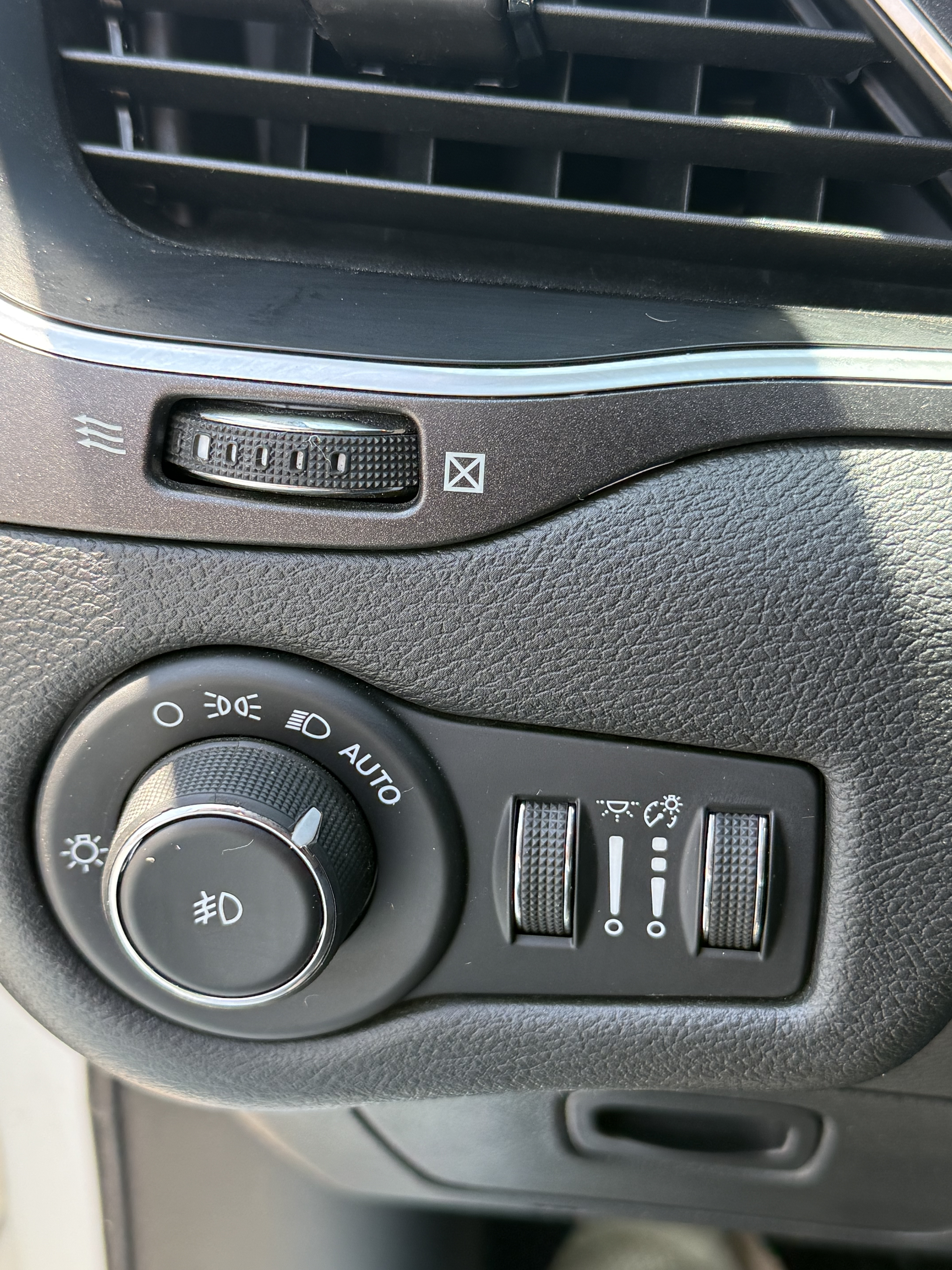 2019 Jeep Cherokee Trailhawk - Photo 13