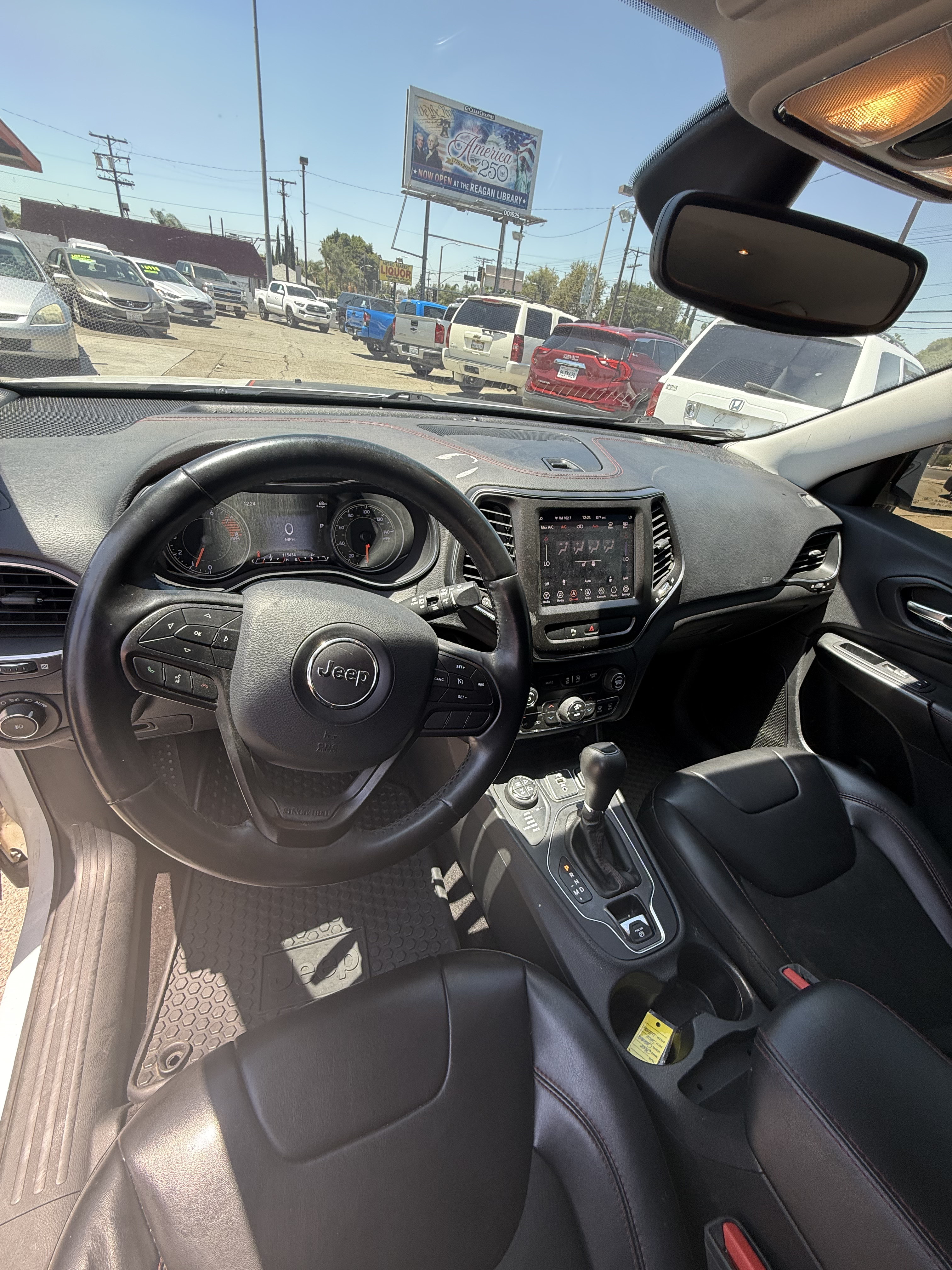 2019 Jeep Cherokee Trailhawk - Photo 16