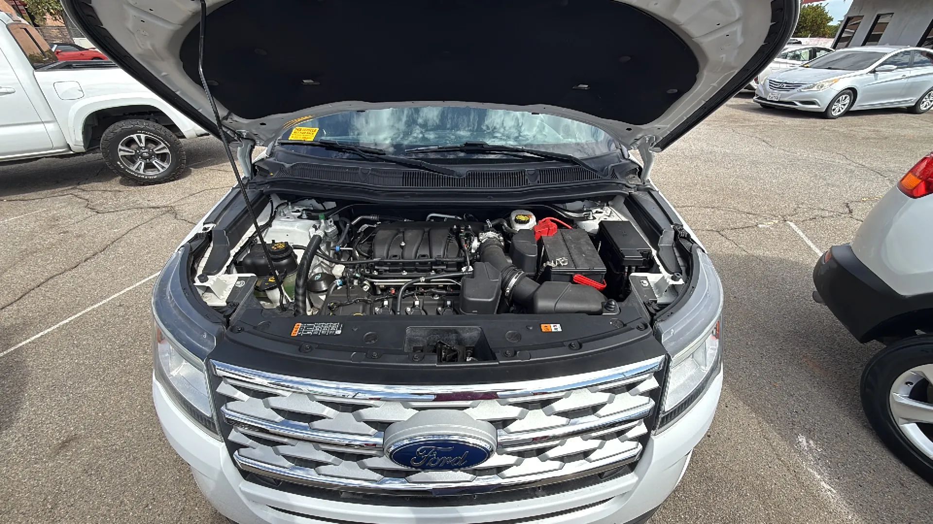 2019 Ford Explorer XLT - Photo 10