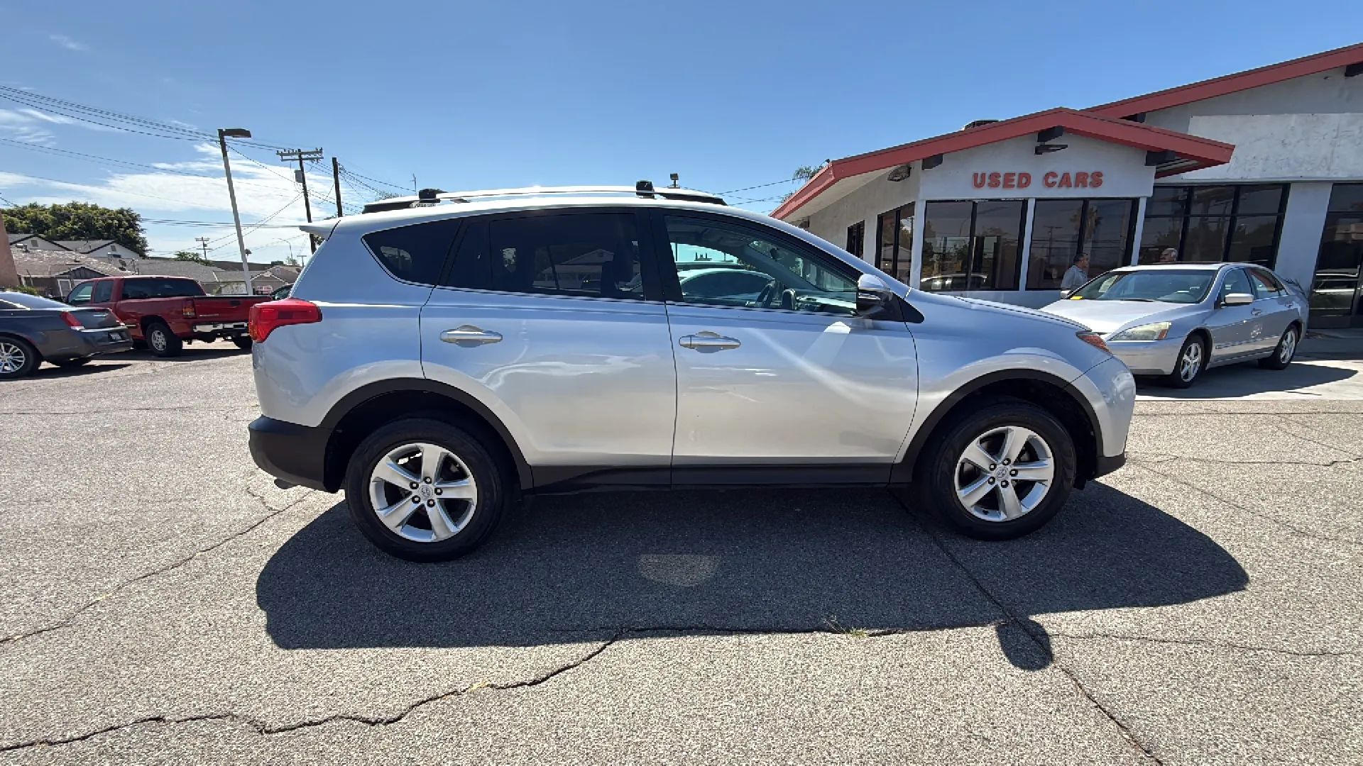 2014 Toyota RAV4 XLE - Photo 7