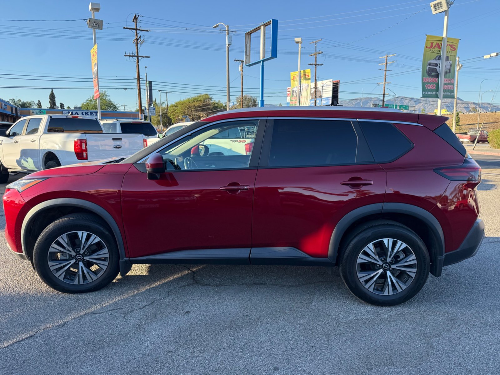 2023 Nissan Rogue SV